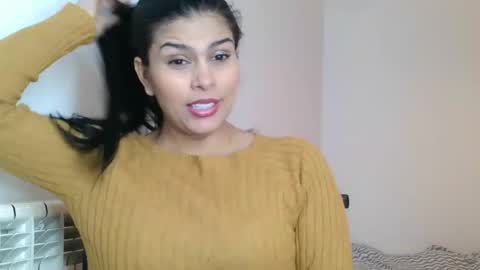 emmie online show from December 13, 3:54 pm