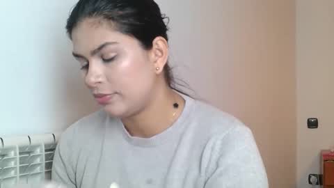 emmie online show from September 30, 8:08 am