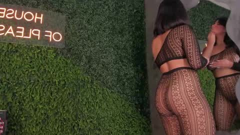 Emmiily online show from February 11, 2:03 am