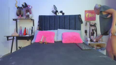          online show from December 28, 11:52 am