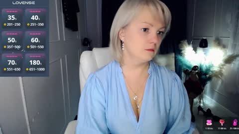 emmmam online show from December 15, 8:18 am