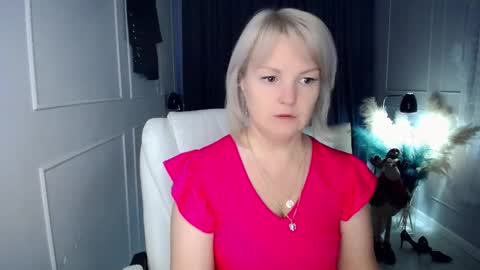 emmmam online show from December 16, 10:09 am