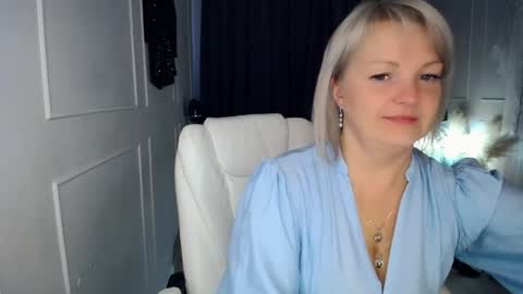 emmmam online show from April 23, 5:08 am