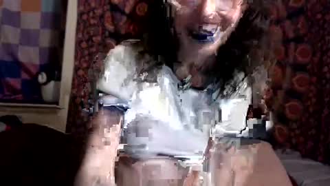 Emm online show from February 12, 6:52 am