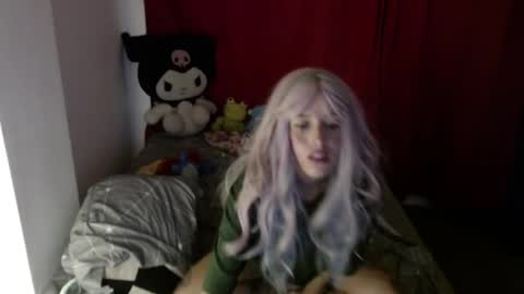 emmy__smith online show from September 26, 7:12 am