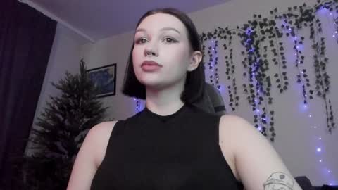 Emily Johny online show from December 5, 6:32 am