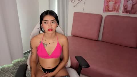 Snapshot of emmy_sexygirl chatting on September 22, 12:40 pm Emmy online show from September 22, 12:40 pm