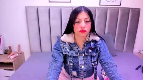 Emily  Laila  online show from October 24, 12:12 pm