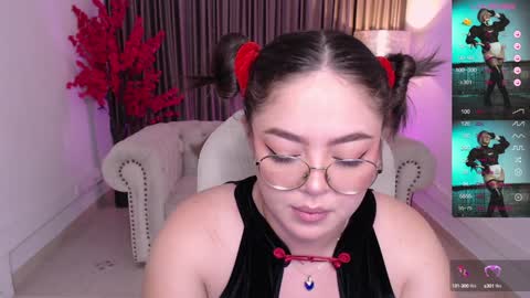 Emmy Walker online show from January 23, 11:04 am