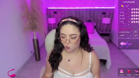 Emmy Walker online show from September 9, 10:48 am