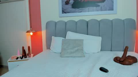 Emma online show from April 23, 12:29 pm