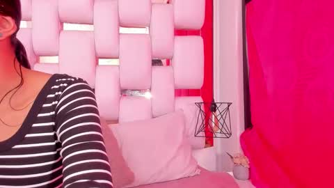 Snapshot of emmycruzz chatting on November 29, 7:17 pm emmy online show from November 29, 7:17 pm