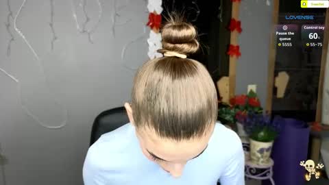 Emmy online show from December 2, 12:32 pm