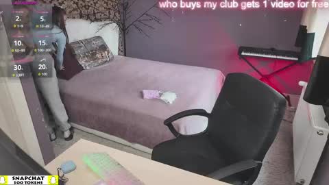 Emmy online show from April 24, 11:56 am