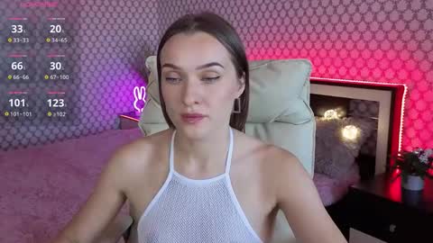 Snapshot of emmyskyy chatting on September 23, 9:23 am Emma online show from September 23, 9:23 am