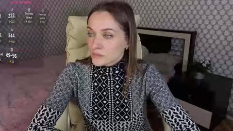 Snapshot of emmyskyy chatting on October 12, 3:11 pm Emma online show from October 12, 3:11 pm