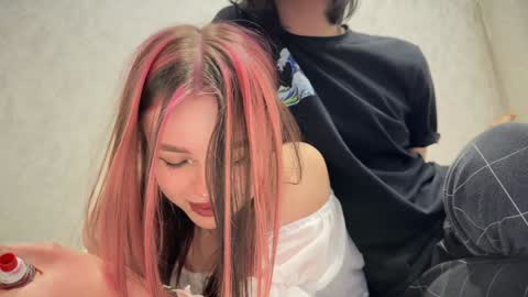 Gabriel  Elizabeth online show from February 7, 5:18 pm