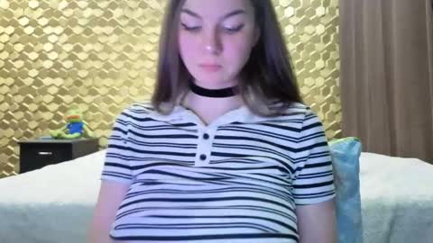 Emo online show from May 17, 4:03 pm