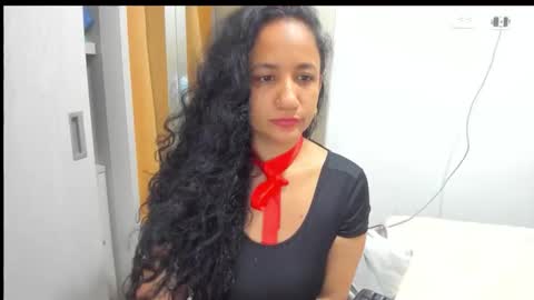 emperatriztapia online show from February 24, 1:47 am