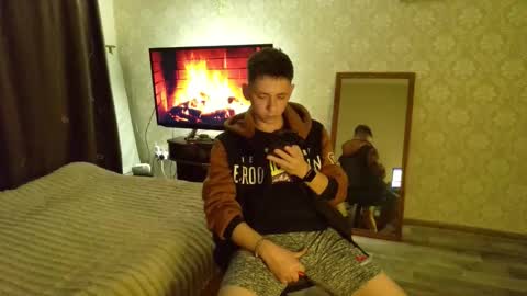 emveeboy96 online show from November 2, 8:11 pm