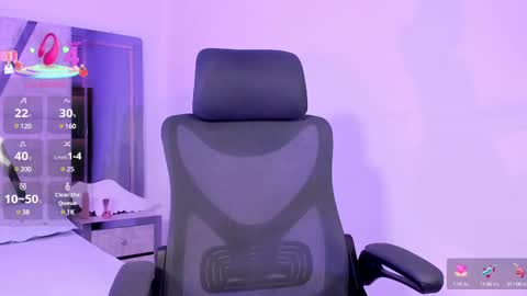 Snapshot of emysilver chatting on February 27, 5:36 pm Emy Silver online show from February 27, 5:36 pm