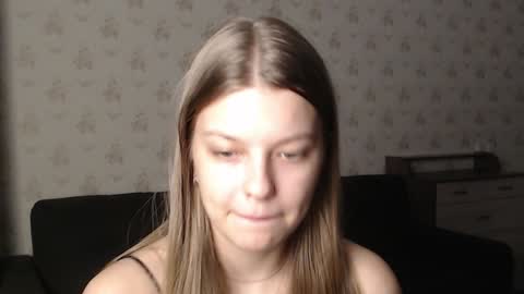 EmySway online show from December 28, 2:42 pm