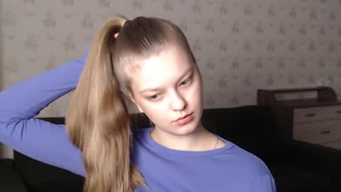 EmySway online show from February 24, 11:10 am