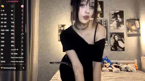 Amelia online show from November 24, 8:30 pm