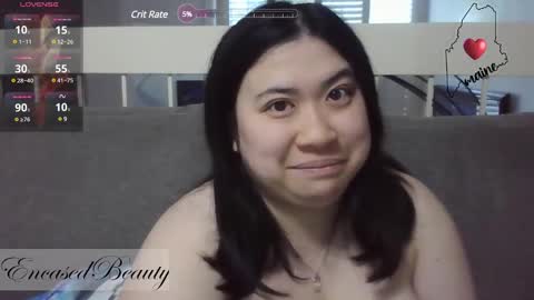 Snapshot of encasedbeauty chatting on January 8, 10:16 pm Ela online show from January 8, 10:16 pm