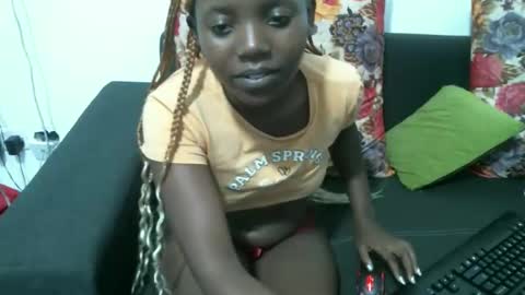 Vee online show from March 11, 9:26 am