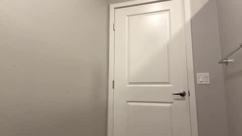 Enchantress online show from March 6, 7:21 pm