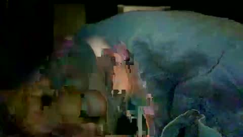 encormoi online show from December 2, 8:30 am