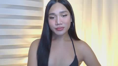 Snapshot of endless_lover22 chatting on April 18, 12:42 pm sahara love online show from April 18, 12:42 pm