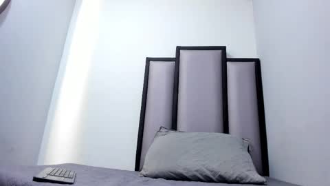 endrick_23 online show from April 16, 3:29 am