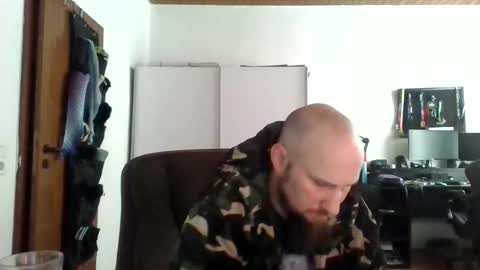 Snapshot of endslaved chatting on September 18, 8:49 am endslaved online show from September 18, 8:49 am