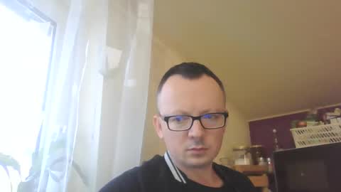 endy1989 online show from February 6, 1:43 pm