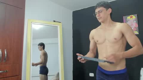 Gio online show from April 11, 2:27 am