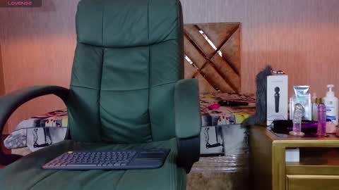 Engel online show from September 11, 11:10 am