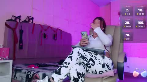 Engel online show from April 15, 12:34 pm