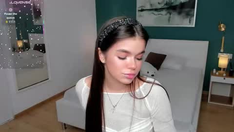 Snapshot of engelaven chatting on September 17, 7:21 am Christy online show from September 17, 7:21 am