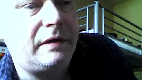 englishguysurrey online show from June 14, 6:15 am