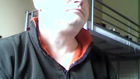englishguysurrey online show from June 15, 7:43 am