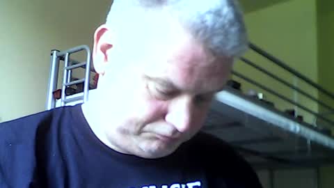 englishguysurrey online show from June 26, 11:36 am