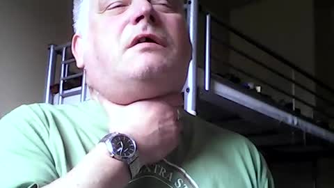 englishguysurrey online show from July 3, 6:09 am