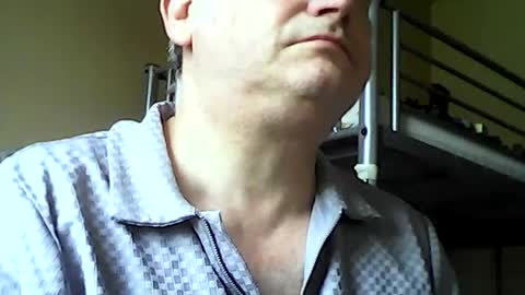 englishguysurrey online show from July 23, 7:28 am