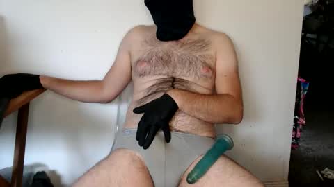 Snapshot of englishshyguyuk chatting on October 5, 1:42 pm englishshyguyuk online show from October 5, 1:42 pm