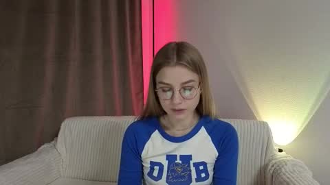 enjoyeverymoment_ online show from September 22, 7:49 pm