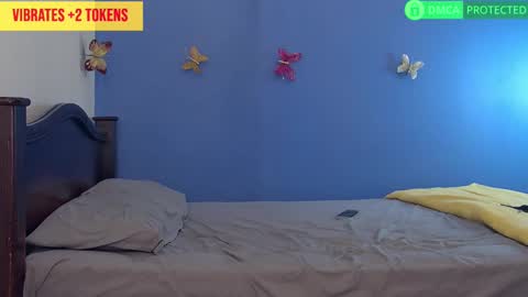 Snapshot of enjoymomentsunshine chatting on February 23, 8:44 pm Angel-wife 53 yrs and Eruption- husband 39 yrs online show from February 23, 8:44 pm