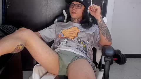 enjoymycock99 online show from March 2, 12:53 am