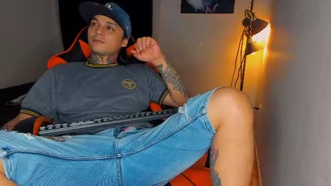 enjoymycock99 online show from July 18, 5:22 am